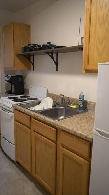 Ferienwohnung Queen Bed Beautiful Sunset w River view Fast WiFi Troy Exterior foto