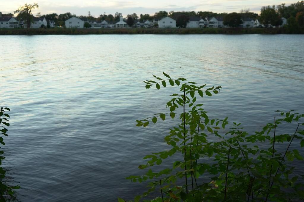 Ferienwohnung Queen Bed Beautiful Sunset w River view Fast WiFi Troy Exterior foto